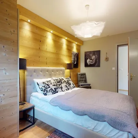 Les Orzieres Apartment *